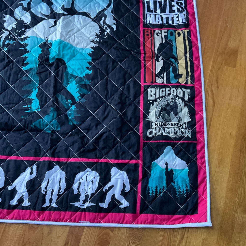 Bigfoot Themed Throw Blanket - Picture 5 of 6